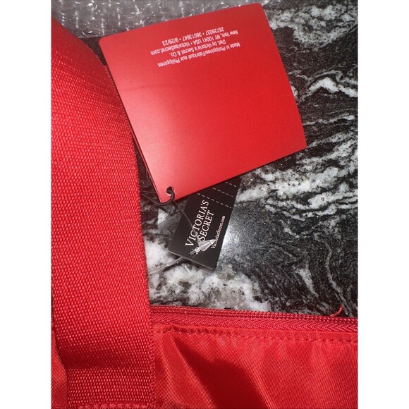 NWT Victoria's Secret Packable Heart Red Zipper Tote Carrying Bag - Picture 7 of 7